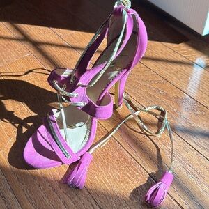Colin Stuart Fusia & gold tie up high heels